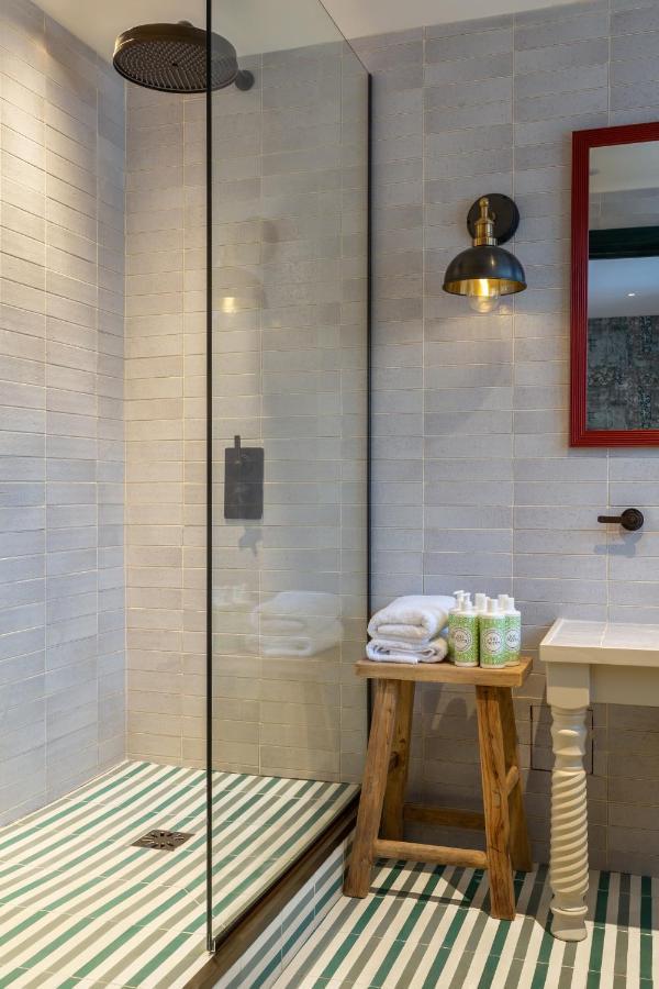 The Double Red Duke, Cotswolds Hotel Witney Bagian luar foto