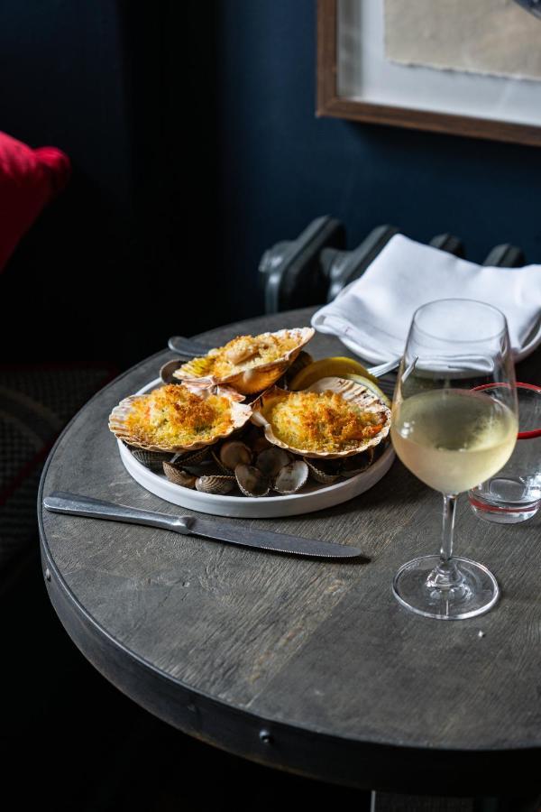 The Double Red Duke, Cotswolds Hotel Witney Bagian luar foto