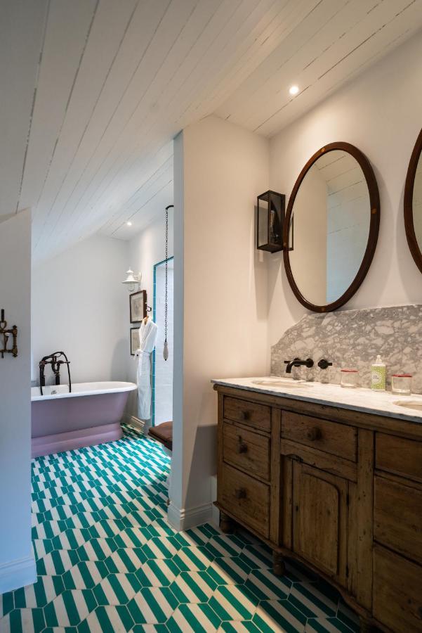 The Double Red Duke, Cotswolds Hotel Witney Bagian luar foto