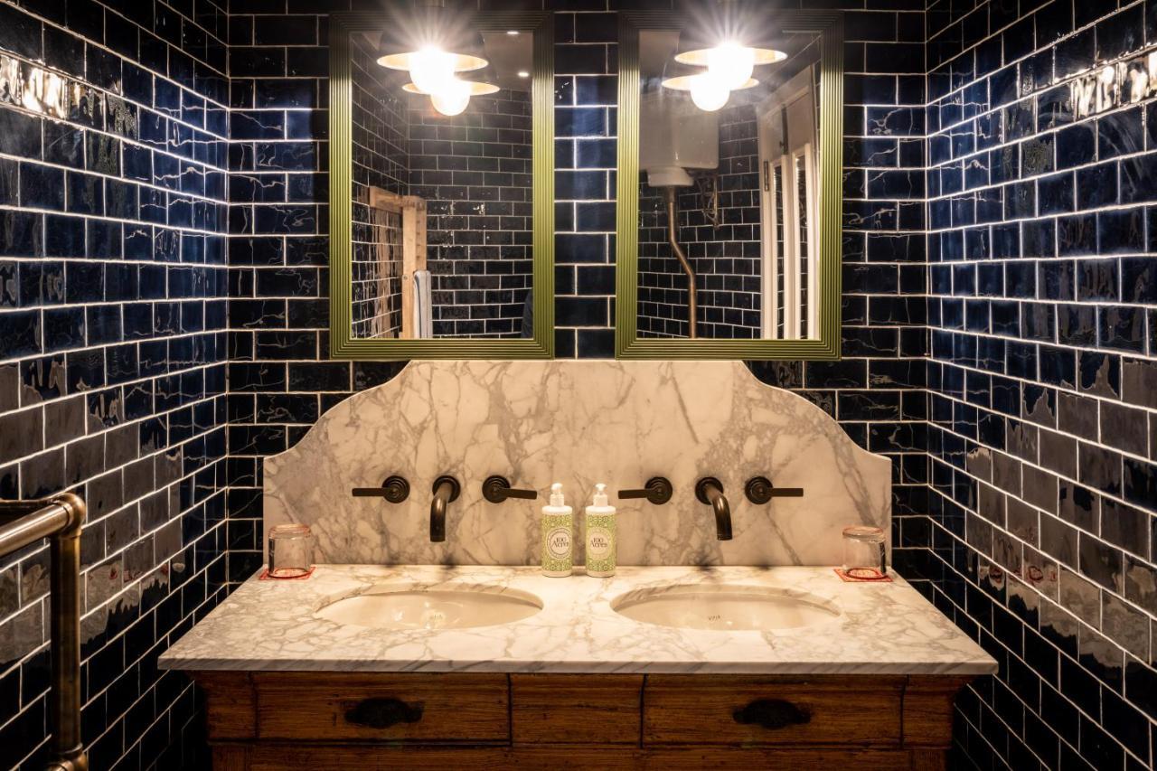The Double Red Duke, Cotswolds Hotel Witney Bagian luar foto