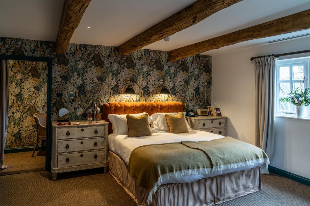 The Double Red Duke, Cotswolds Hotel Witney Bagian luar foto