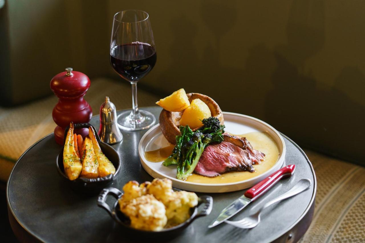 The Double Red Duke, Cotswolds Hotel Witney Bagian luar foto